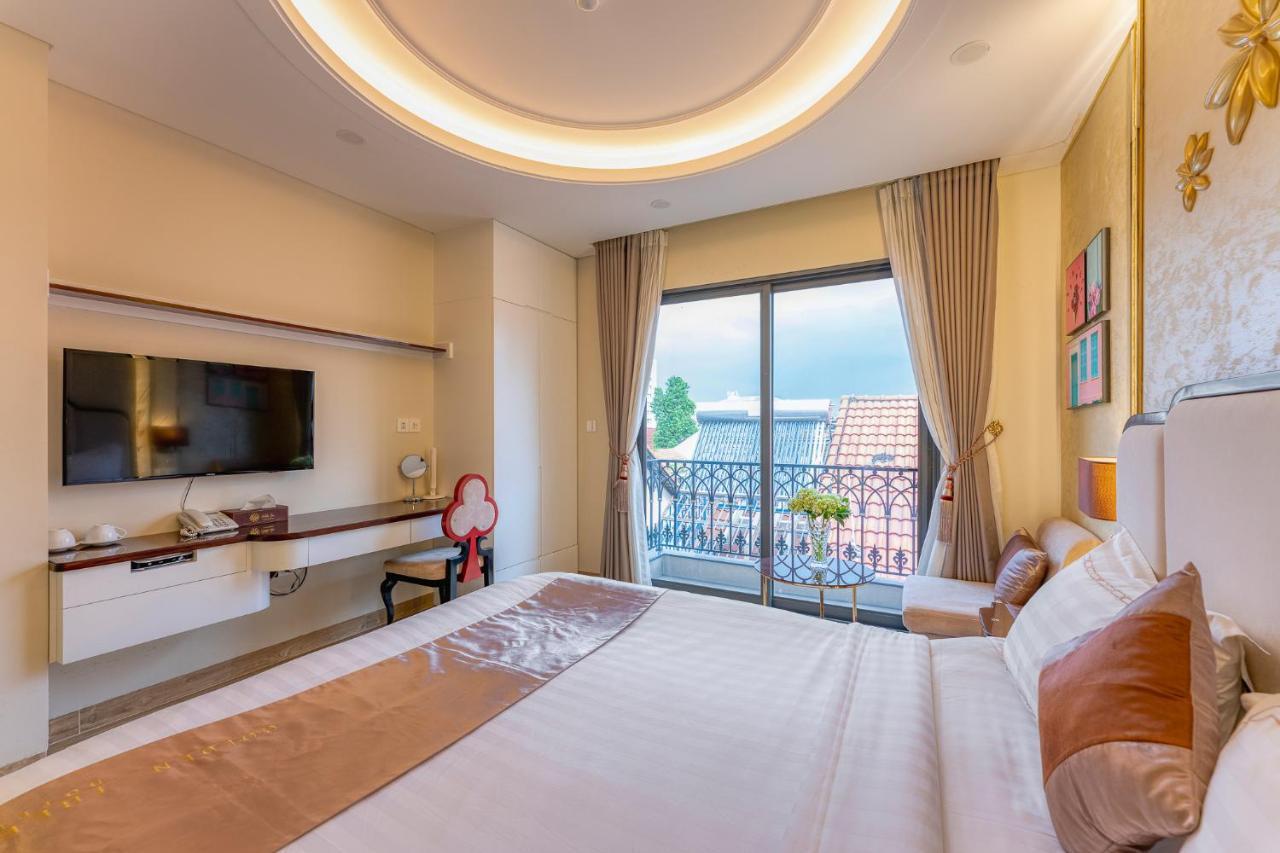 โกลเด้น ทรี โฮเทล แอนด์ อพาร์ตเมนต์ Hotel โฮจิมินห์ซิตี้ ภายนอก รูปภาพ