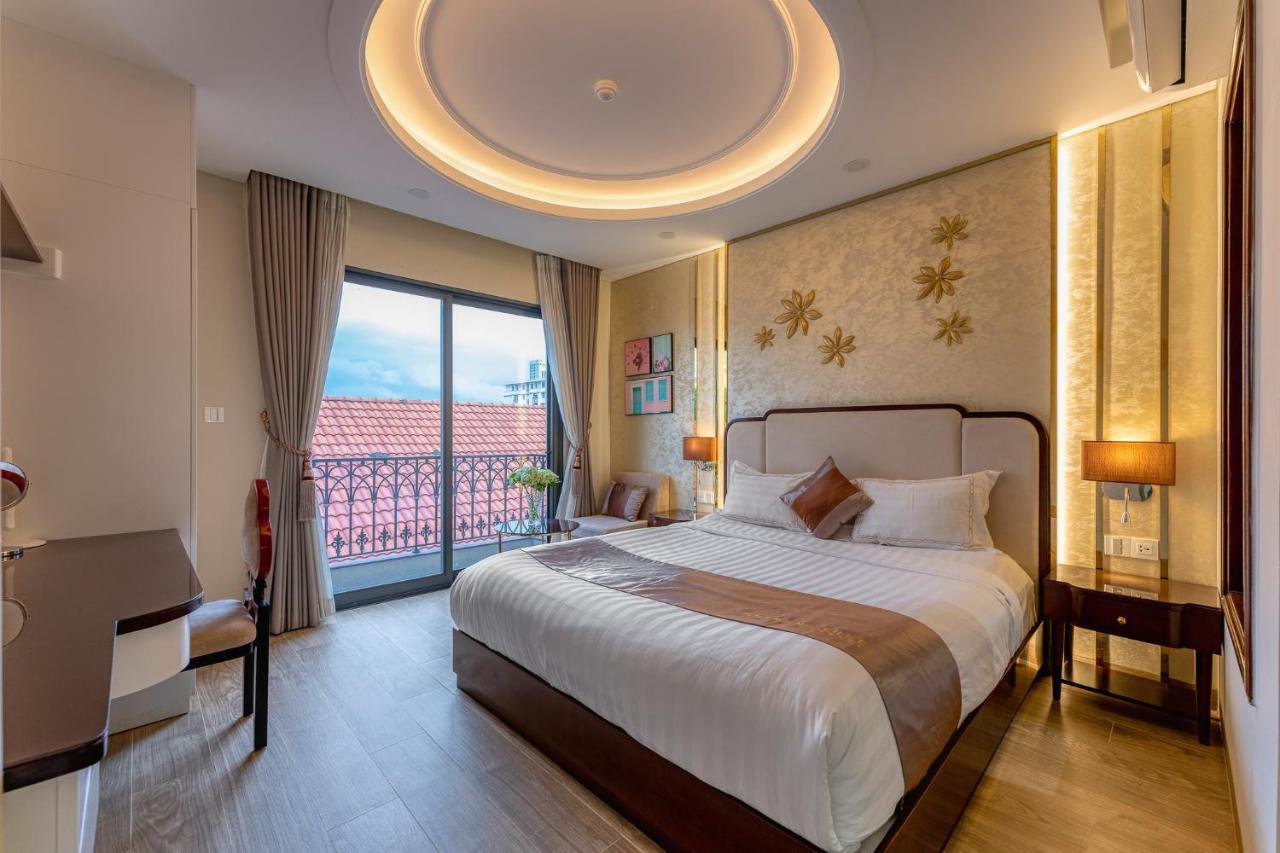 โกลเด้น ทรี โฮเทล แอนด์ อพาร์ตเมนต์ Hotel โฮจิมินห์ซิตี้ ภายนอก รูปภาพ